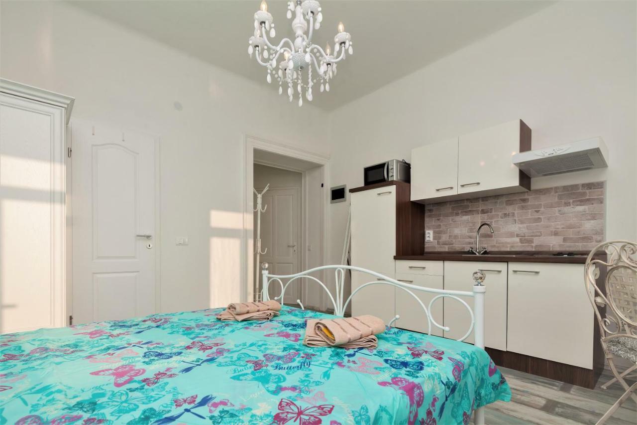 Apartman Main Square With Sea View