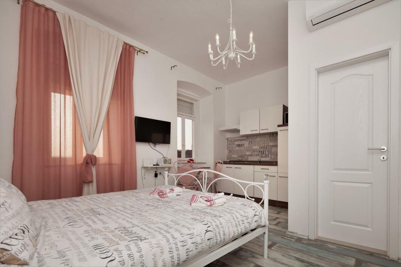 Apartman Main Square With Sea View Pula