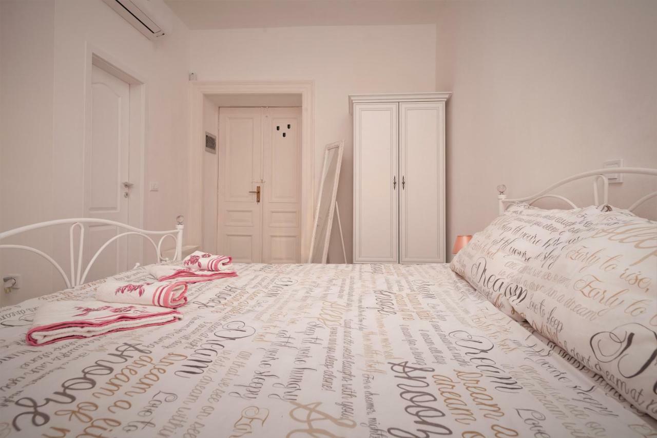 Apartman Main Square With Sea View